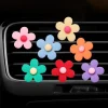 ⁦Practical Air Outlet Perfume Plastic Car Air Outlet Freshener Perfume Clip Anti-scratch Mini Car Perfume Clip for Home⁩ - الصورة ⁦3⁩