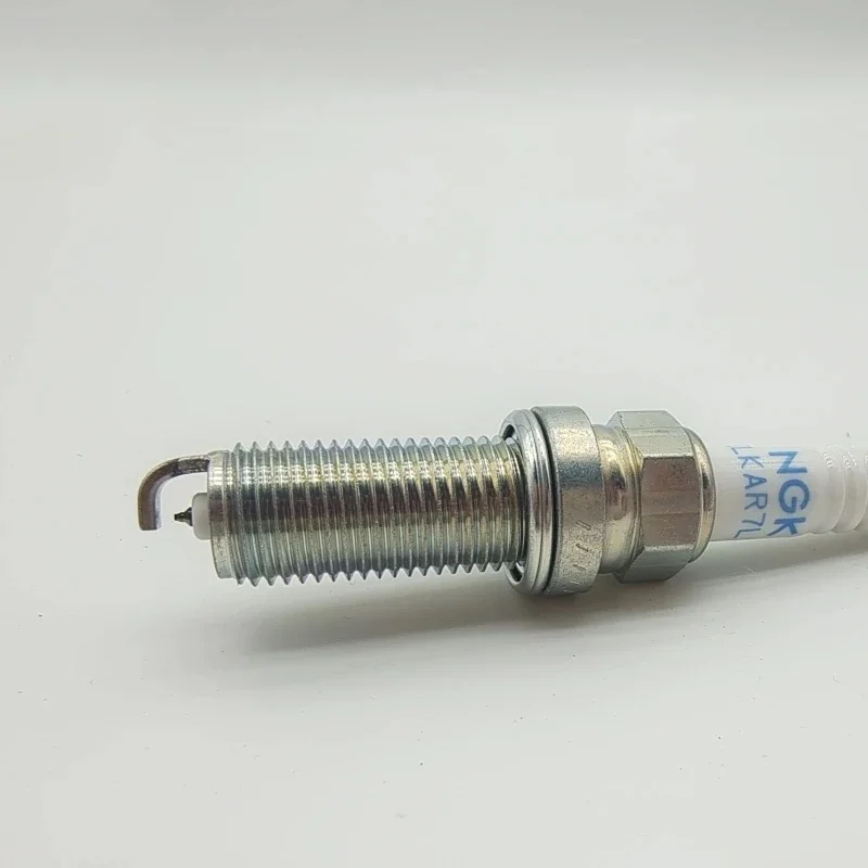 4 قطعة الأصلي NGK ILKAR7L11 94124 إيريديوم اعة لمازدا 3 6 Axela CX-5 CX-3 CX-30 CX-4 CX-8 MX-5 RF 2.0L 2.5L PE5R-18-110